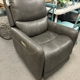 Closeout Recliner