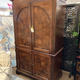 Hekman Armoire