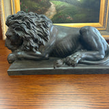 Statue
