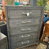 Closeout Chest