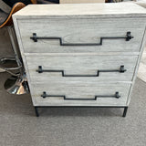 MODEL HOME Chest