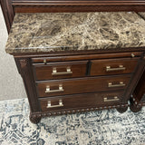 King Kincaid Bedroom Set