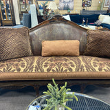 Paladin Sofa