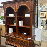 Haverty's Cabinet w Hutch
