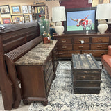 King Kincaid Bedroom Set