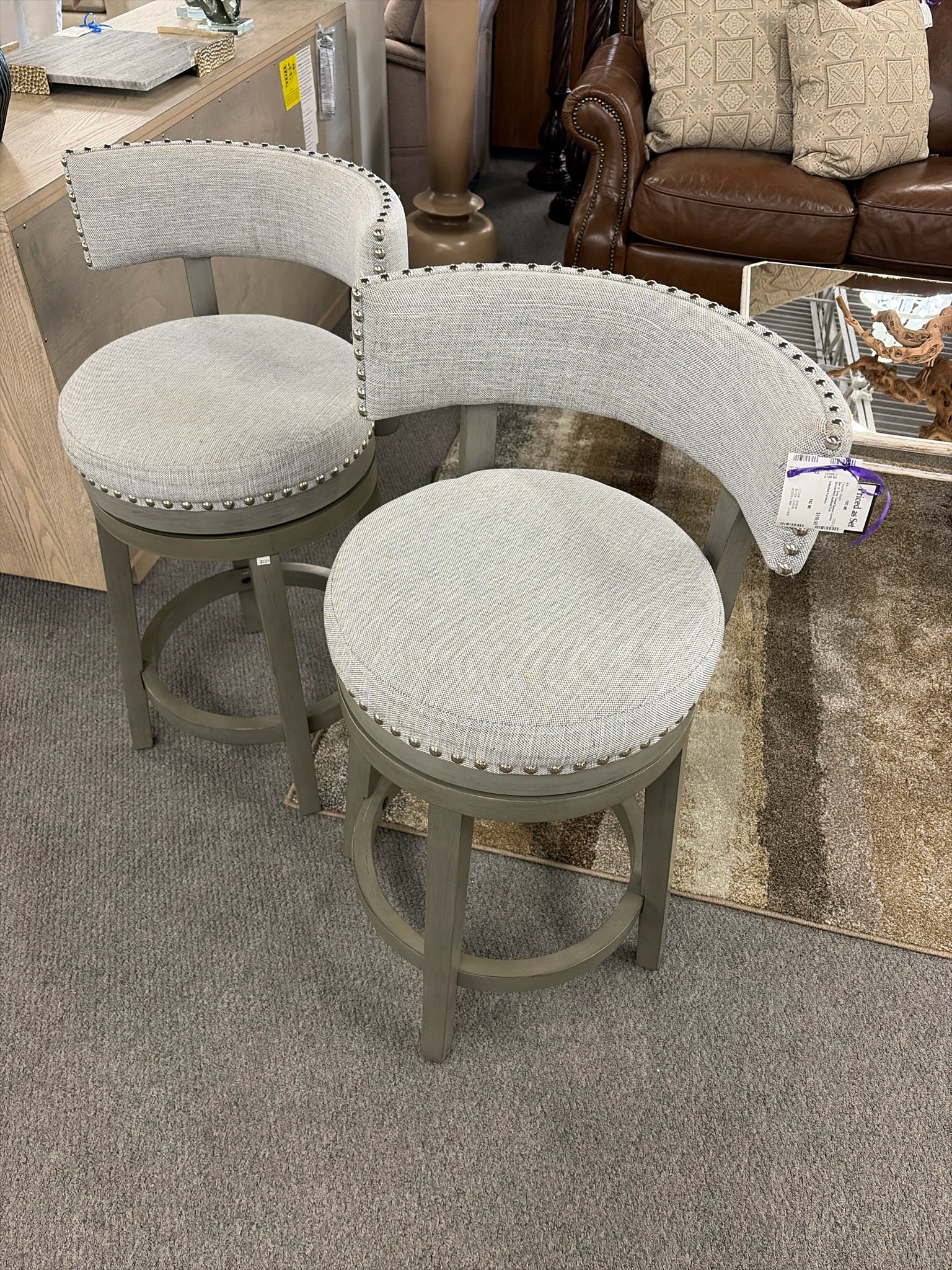 Hillsdale Furniture Towne Counter Stool - Thumbnail 3