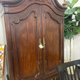 Armoire