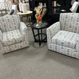 Jonathan Louis Chair