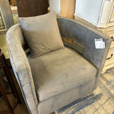 Swivel chair