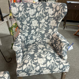Closeout Chair