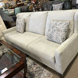 Kirkwoods Sofa