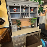 Stanley Desk With Hutch