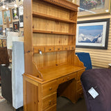 Stephanie Anne Desk With Hutch