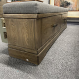 Queen Riverside Bedroom Set