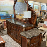 Queen Bedroom Set