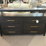 Closeout Dresser