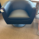 Swivel chair