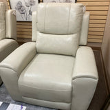 Closeout Recliner