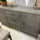 Hekman - Sample Buffet