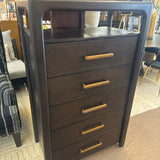 Closeout Chest