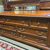 King Hickory White Bedroom Set