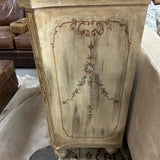 Side Board