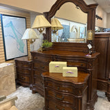 King Pulaski Bedroom Set