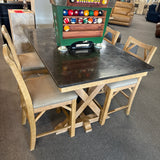 A AMERICA Table Set