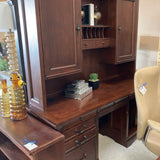 Haverty's Desk Set