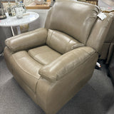 Closeout Recliner